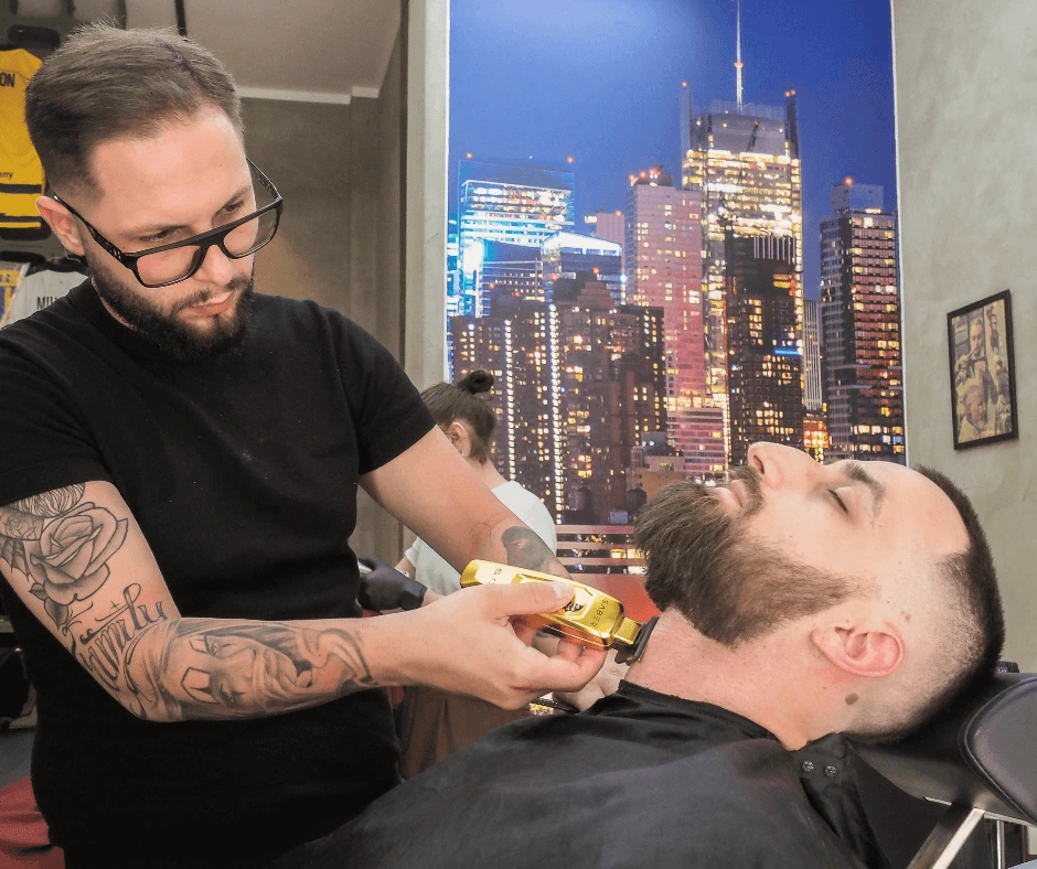 vincenzo-barbiere-a-parma-servizio-barba